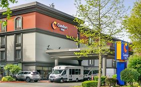 Comfort Inn & Suites Sea-Tac Airport